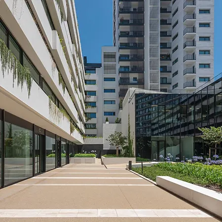 Mirabilis - Lx Living Apartment *