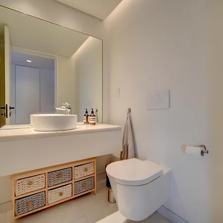 Mirabilis - Lx Living Apartment *