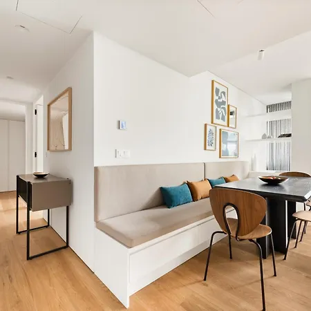 Lx Living By Mirabilis *