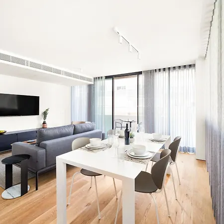Lx Living By Mirabilis